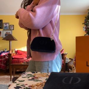 Only one Dior beauty left- 🎊 Closet closing! Selling my Dior Beaty pouch